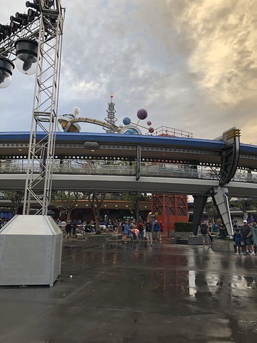 20190227_231037267_iOS