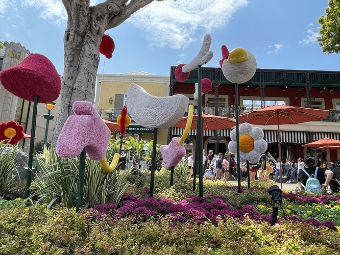 1ED6FC36-F441-4982-B6D2-EA42D203386B