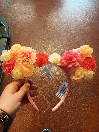 57600049294--E3EDD502-7FB6-4D94-8EFB-E3347B192953